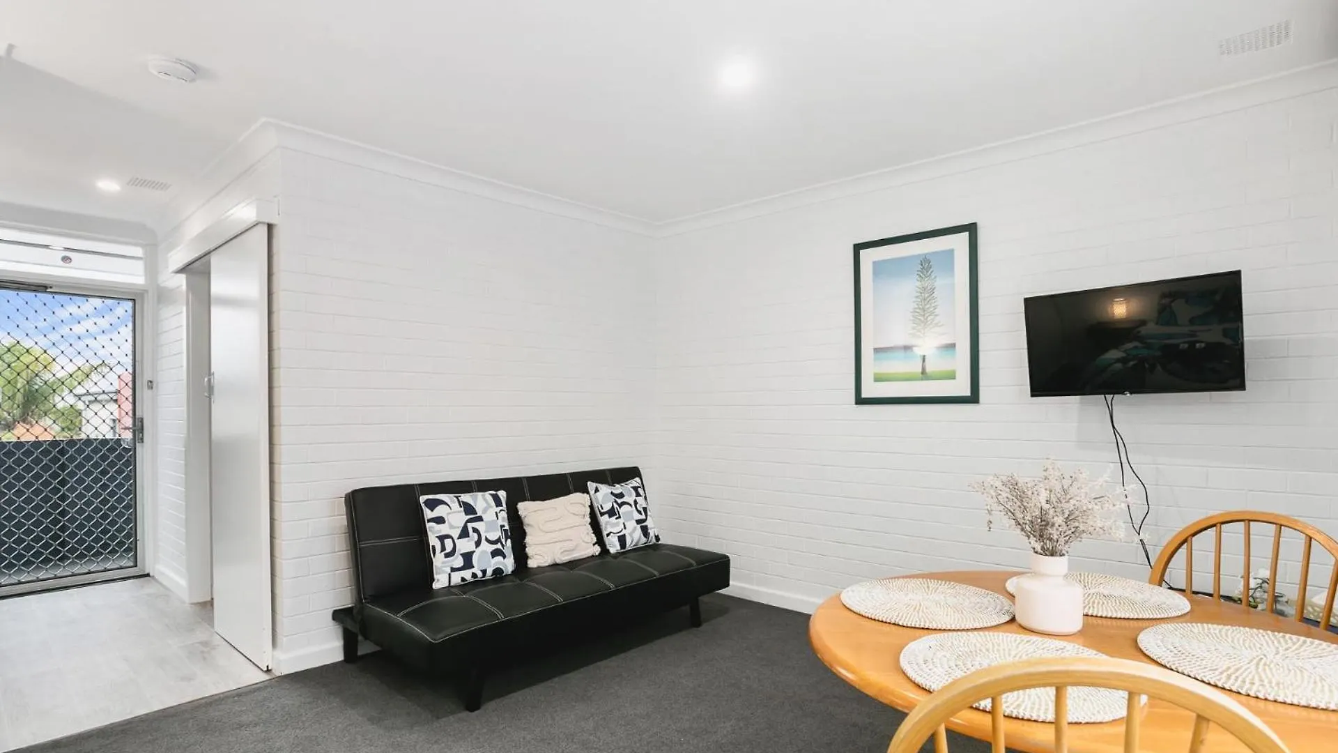 Malibu Apartments - Perth